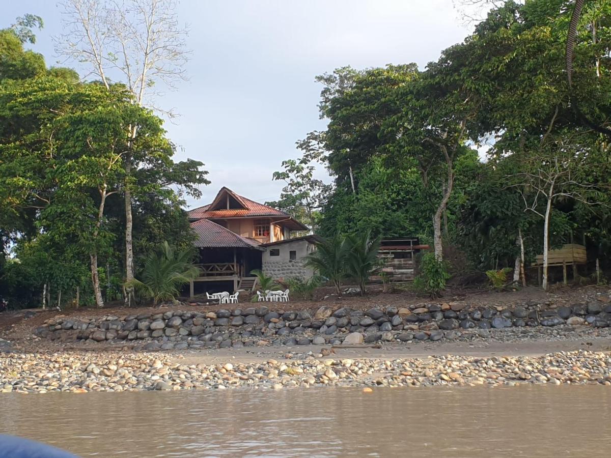 شقة Playa Tortuga Puerto Misahuallí المظهر الخارجي الصورة