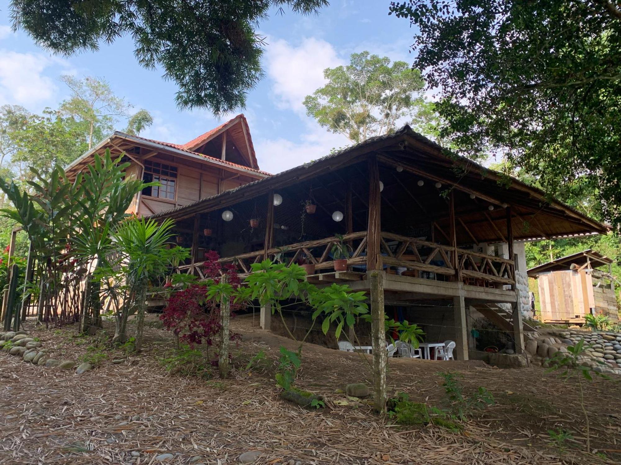 شقة Playa Tortuga Puerto Misahuallí المظهر الخارجي الصورة